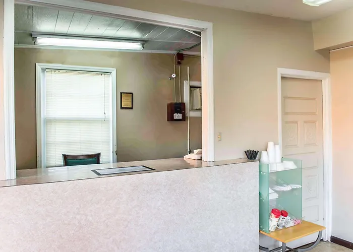 Econo Downtown - Lodge Tallahassee