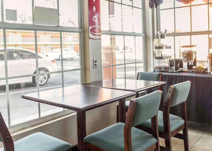 Econo Downtown - Lodge