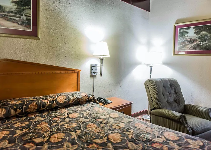 Econo Downtown -