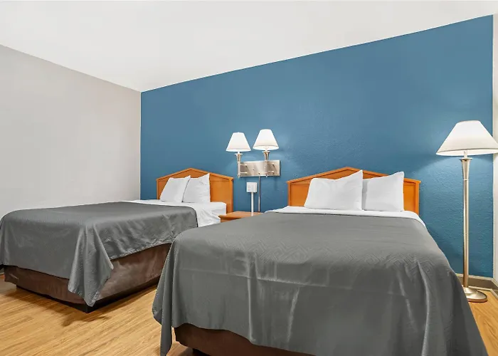 Lodge Econo Downtown -